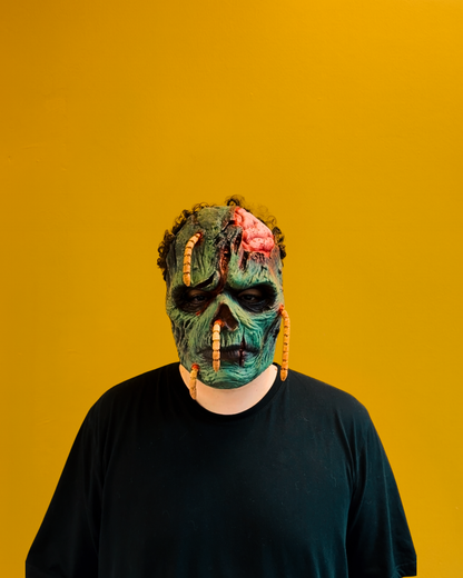 Solucan Zombi Cadılar Bayramı Maskesi