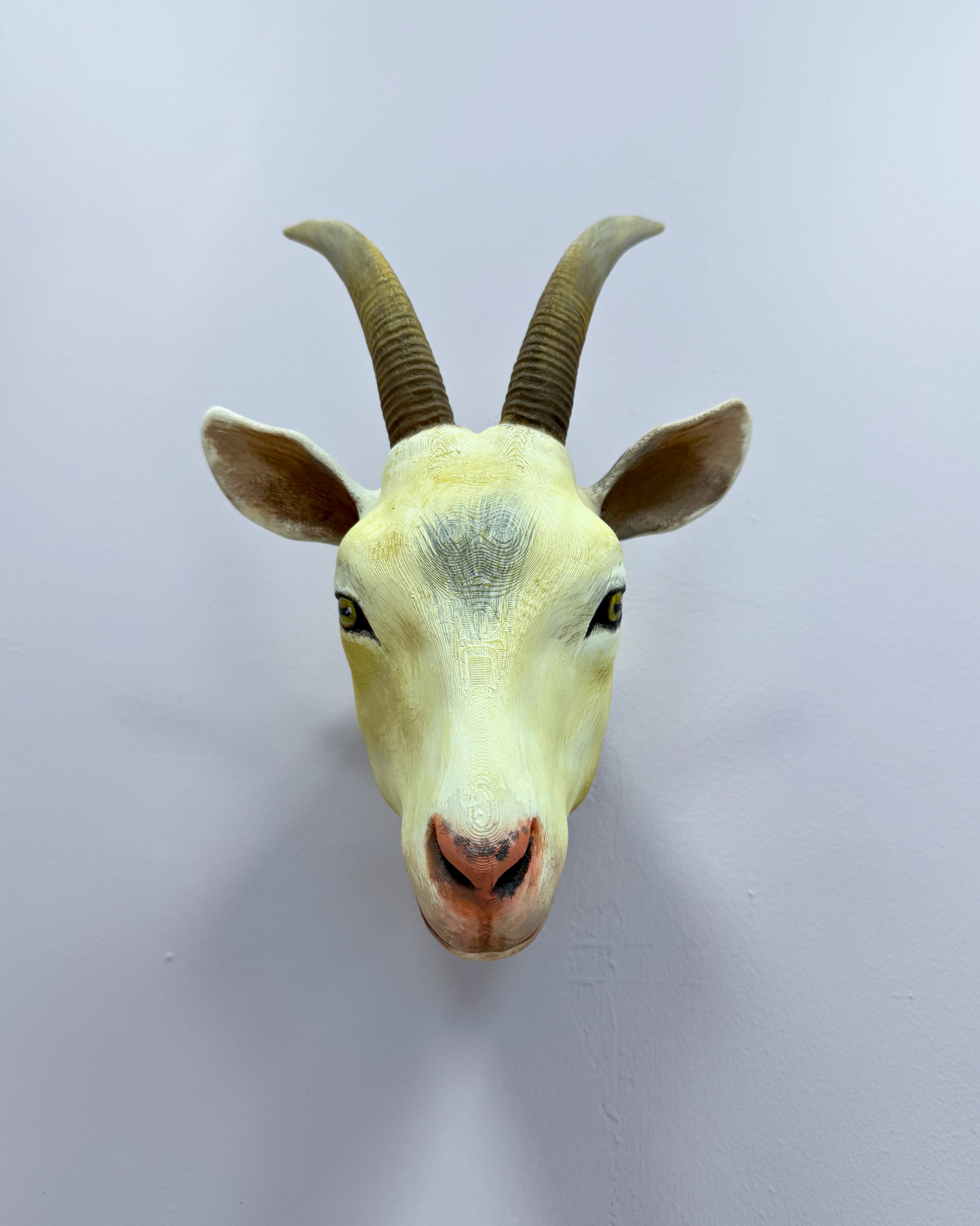 Beyaz Keçi Duvar Süsü